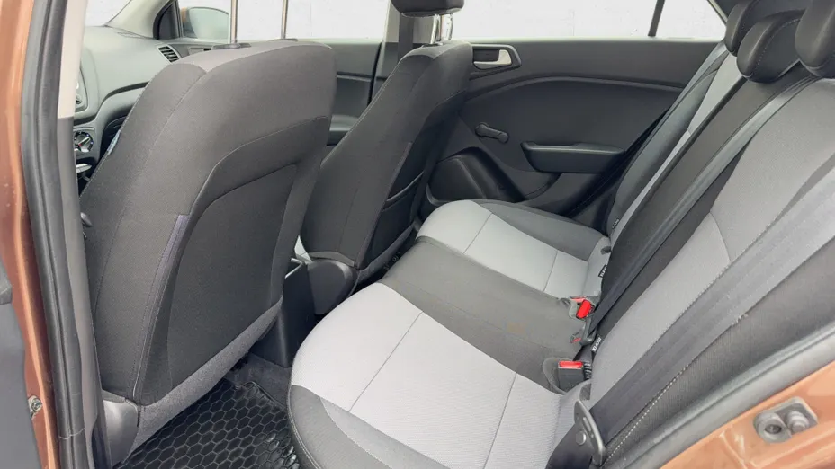 HYUNDAI i20 i20 1.2 Classic Plus