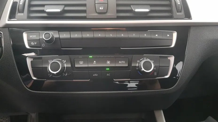 BMW Seria 1 118i GPF aut