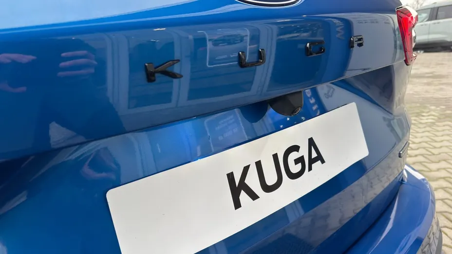 FORD Kuga Kuga 2.5P PHEV FWD ST-Line X eCVT Nowy