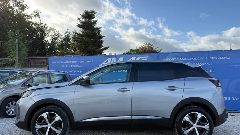PEUGEOT 3008 -