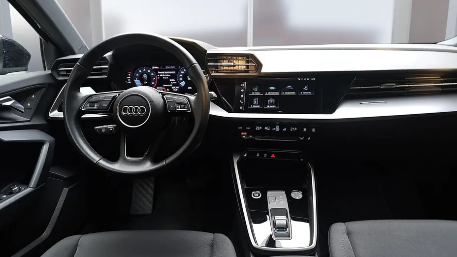 AUDI A3 A3 35 TFSI mHEV S tronic