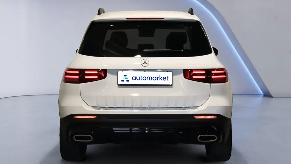 MERCEDES-BENZ GLB GLB 200 mHEV AMG Line 7G-DCT