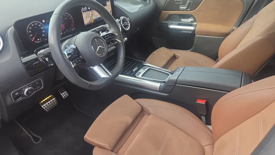 MERCEDES-BENZ GLA GLA 200 mHEV AMG Line 7G-DCT