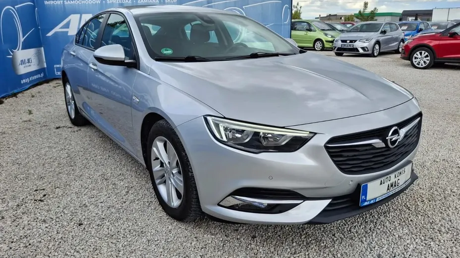 OPEL Insignia -