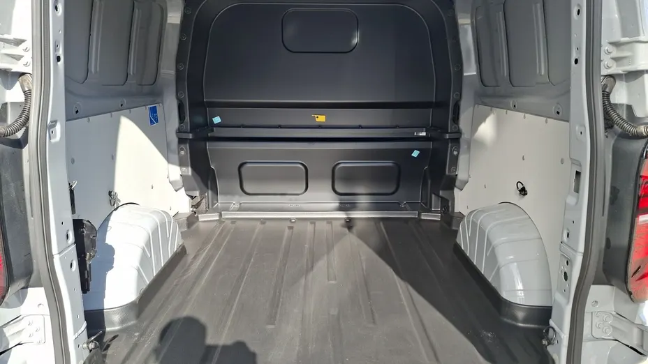 VOLKSWAGEN Transporter Transporter TDI L2H1 Plus Nowy