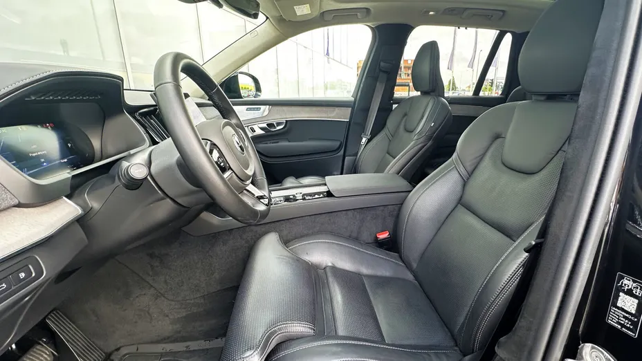 VOLVO XC90 XC90 T8 AWD Plug-In Hybrid Ultra Dark 7os aut