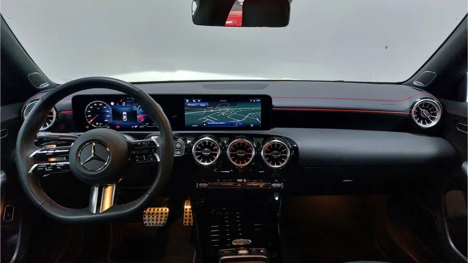 MERCEDES-BENZ CLA CLA 220 mHEV 4-Matic AMG Line 8G-DCT