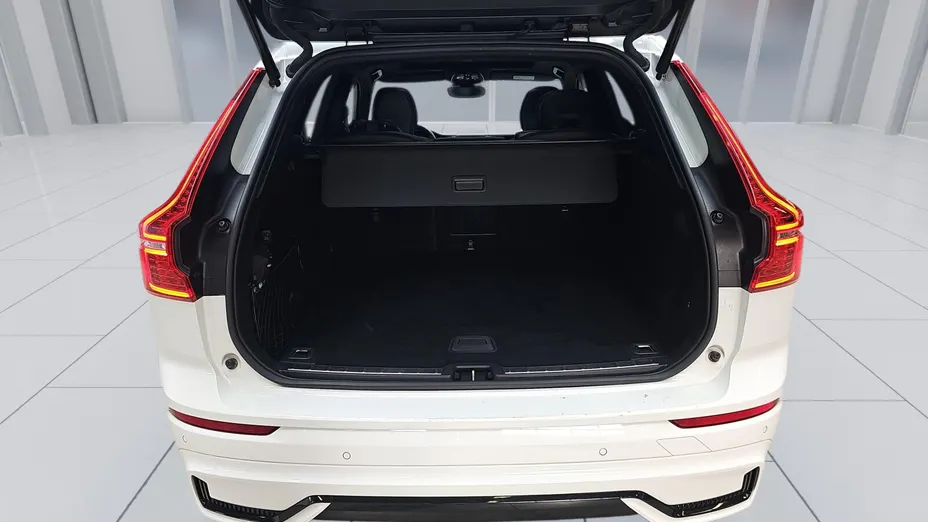 VOLVO XC60 XC60 B4 B R-Design aut