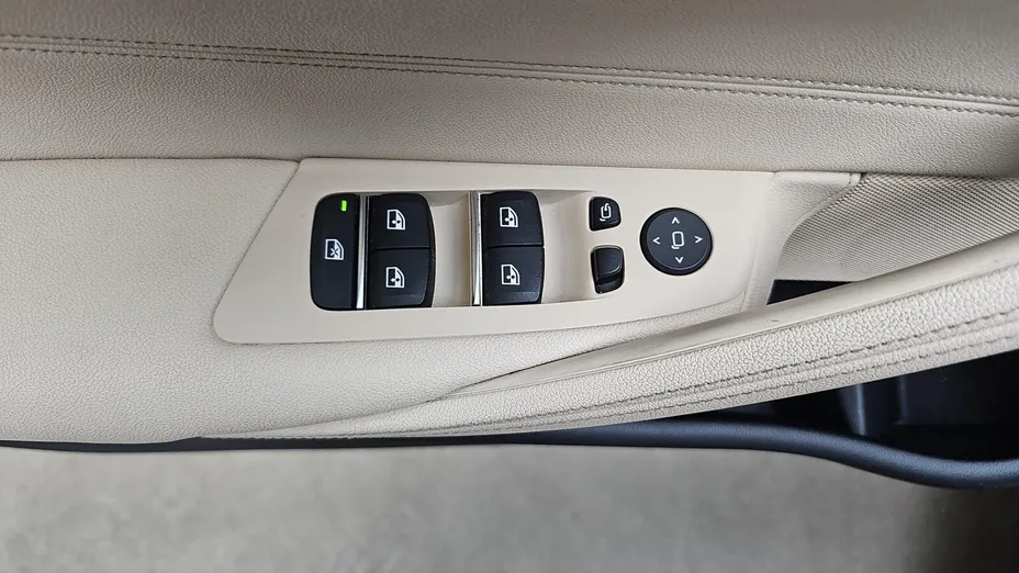 BMW Seria 5 518d mHEV aut