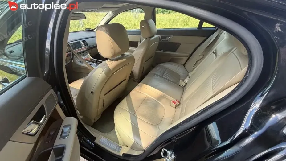 JAGUAR XF XF 5.0 V8 Premium Luxury