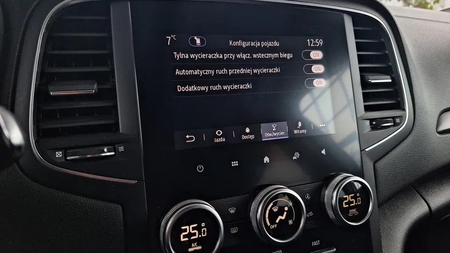 RENAULT Megane Megane 1.5 Blue dCi Zen