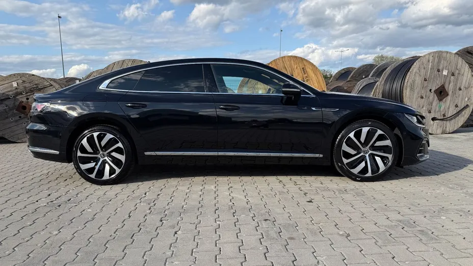 VOLKSWAGEN Arteon -