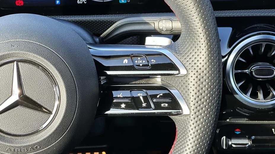 MERCEDES-BENZ A Klasa A 200 7G-DCT