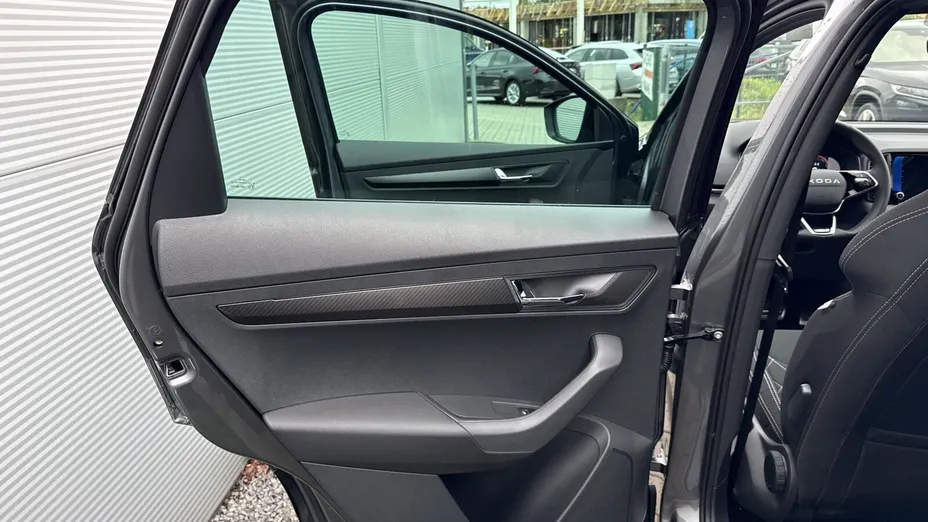SKODA Karoq Karoq 1.5 TSI ACT Sportline DSG Nowy