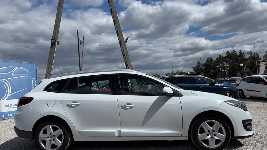 RENAULT Megane -