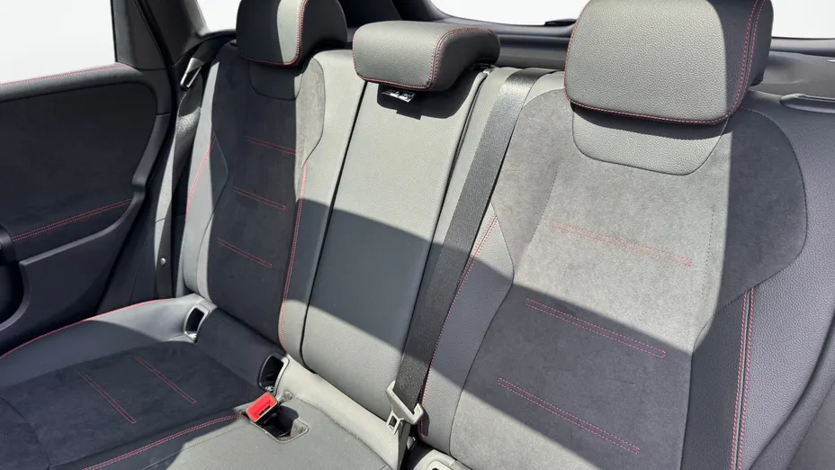 MERCEDES-BENZ B Klasa B 200 mHEV AMG Line 7G-DCT