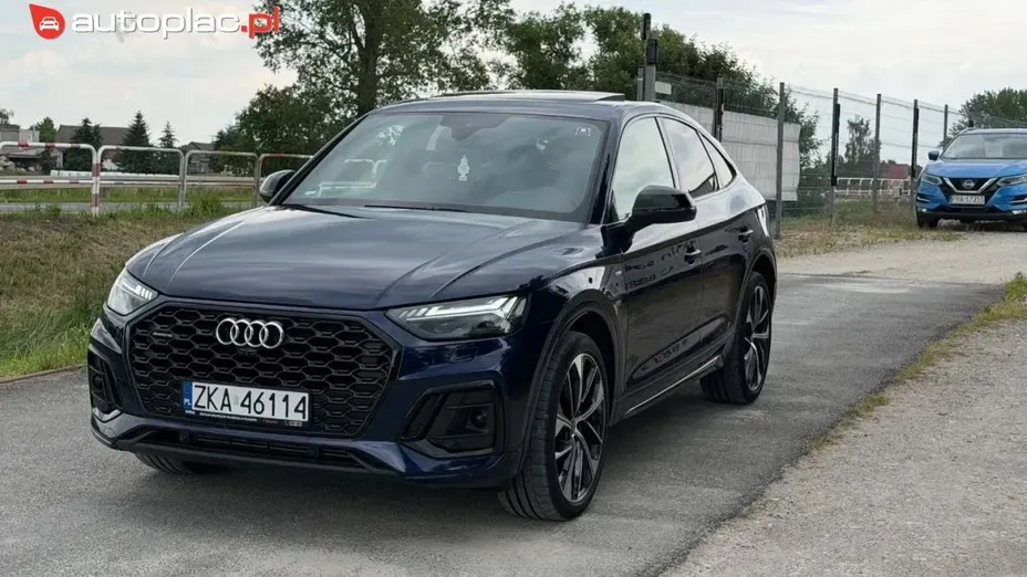AUDI Q5 -