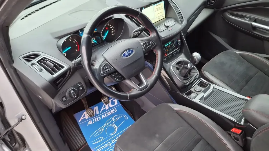 FORD Kuga -