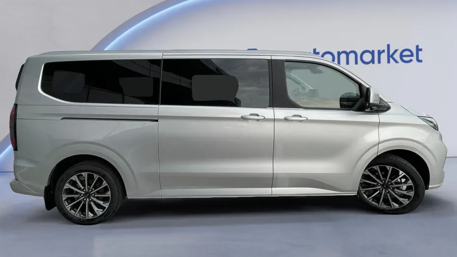 FORD Tourneo Custom Tourneo Custom 2.0 EcoBlue 320 L2 Titanium aut Nowy
