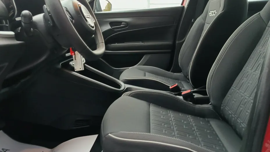 FIAT 600 600 1.2 Turbo Hybrid eDCT