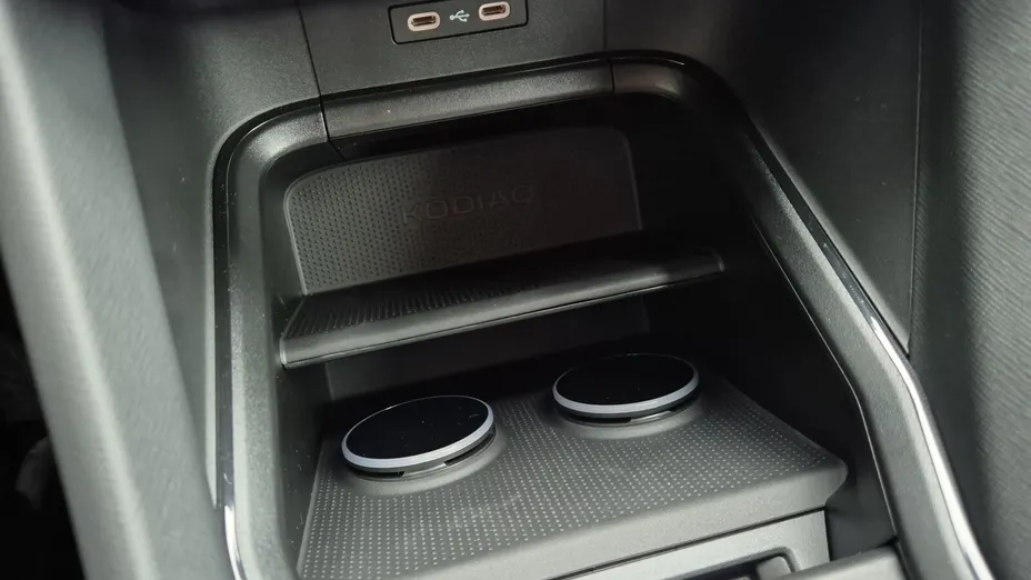 SKODA Kodiaq Kodiaq 1.5 TSI mHEV 4x2 Drive DSG Nowy