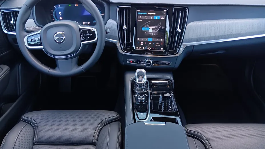 VOLVO V90 V90 T6 AWD Plug-In Hybrid Plus Dark aut Nowy