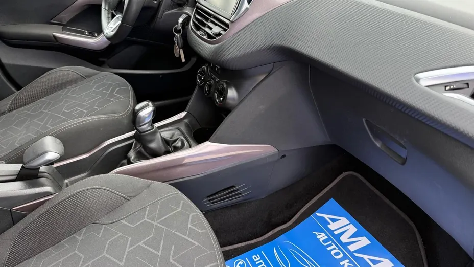 PEUGEOT 2008 2008 1.2 Pure Tech Access