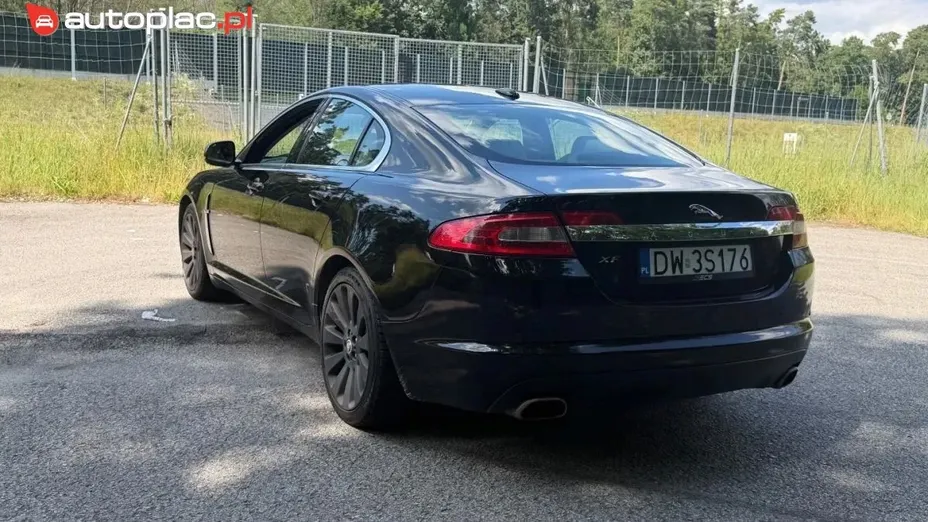 JAGUAR XF XF 5.0 V8 Premium Luxury
