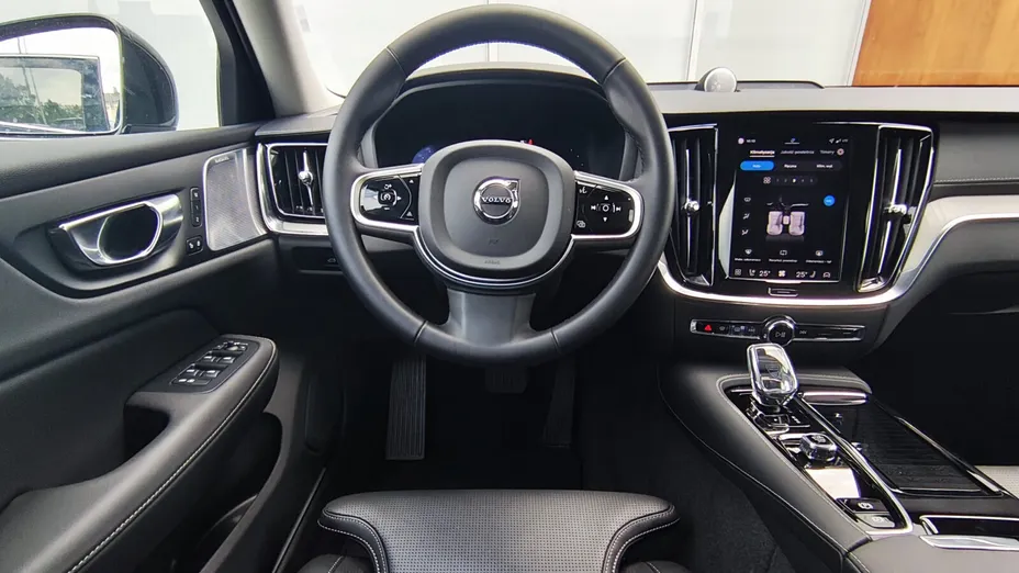 VOLVO V60 V60 T6 AWD Plug-In Hybrid Ultra Bright aut