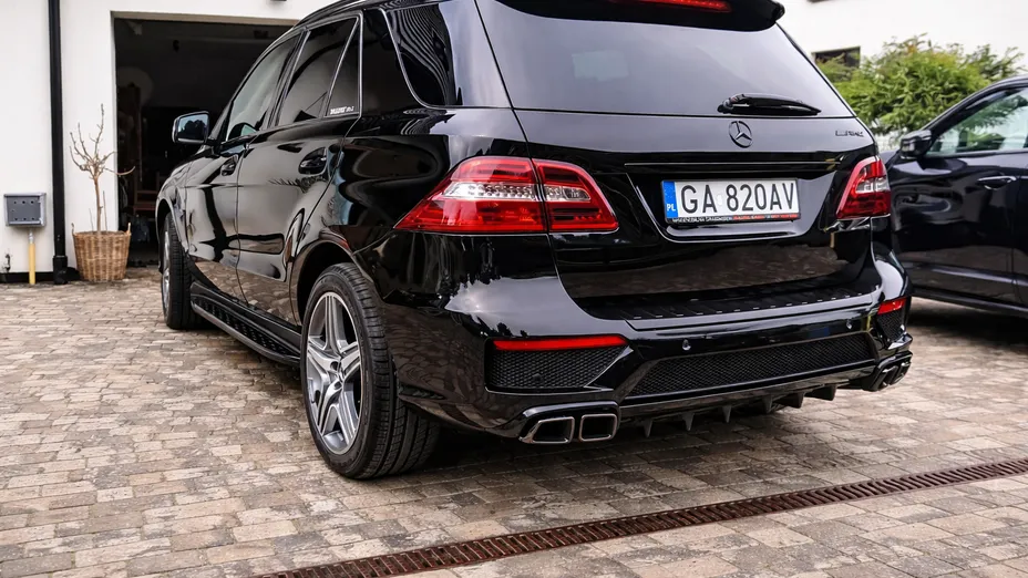 MERCEDES-BENZ ML ML 350 BlueTec 4-Matic