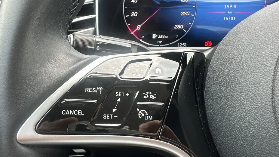 MERCEDES-BENZ E Klasa E 220 d mHEV 4-Matic Avantgarde 9G-Tronic