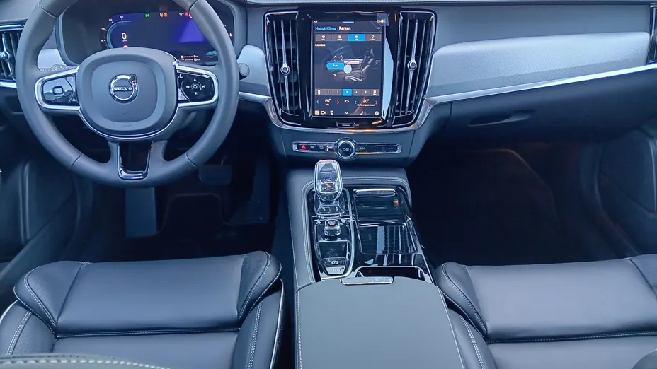 VOLVO S90 S90 T8 AWD Plug-In Hybrid Ultimate Dark aut Nowy