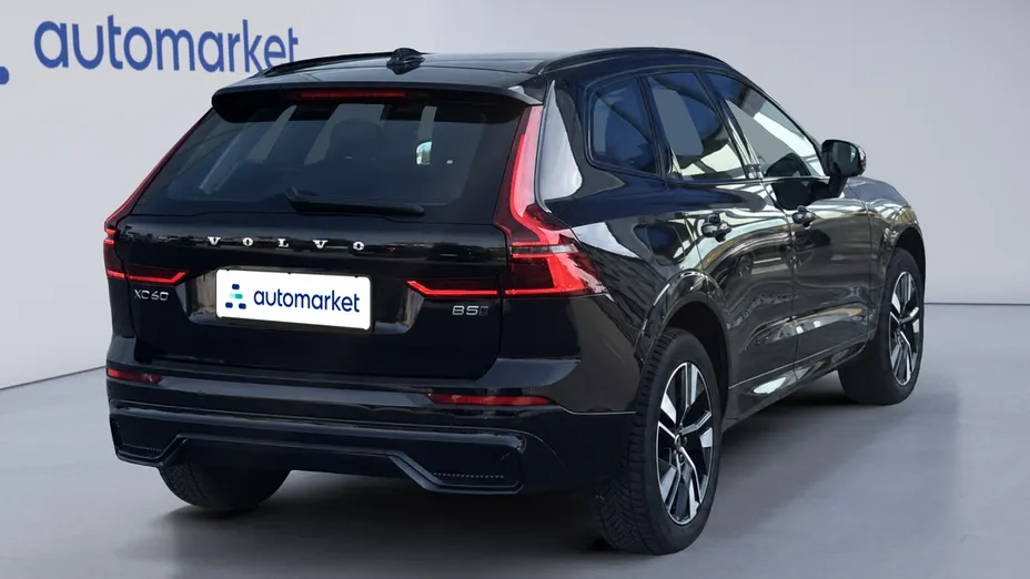 VOLVO XC60 XC60 B5 B AWD Plus Dark aut