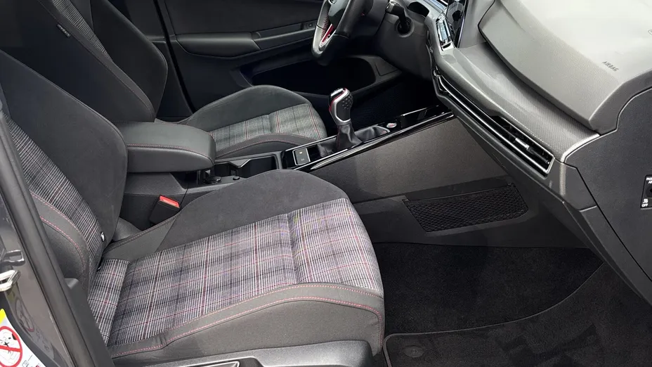 VOLKSWAGEN Golf Golf VIII 2.0 TSI GTI DSG