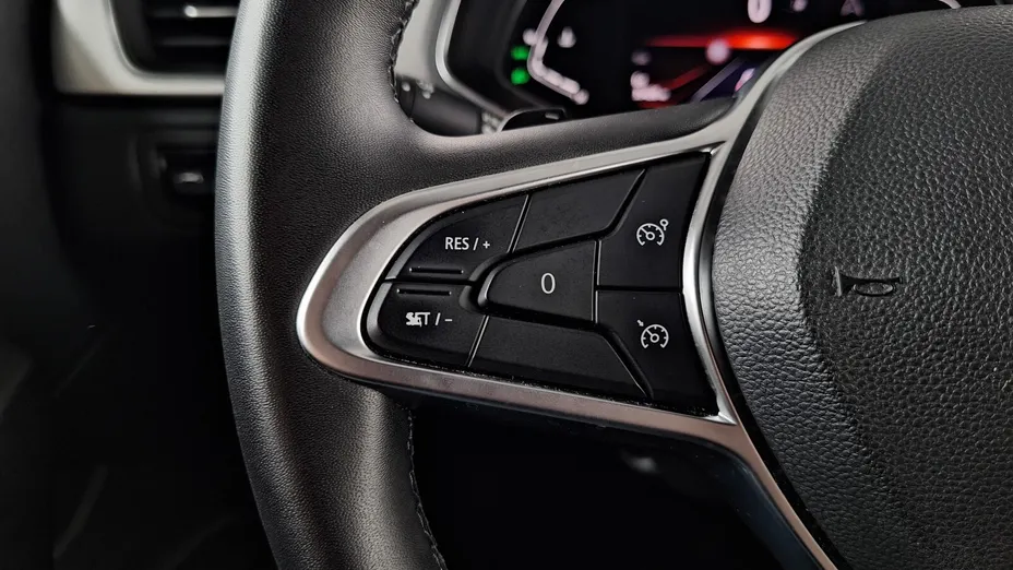 RENAULT Captur Captur 1.3 TCe mHEV Techno EDC