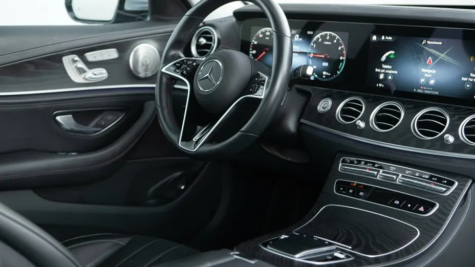 MERCEDES-BENZ E Klasa E 300 de Exclusive