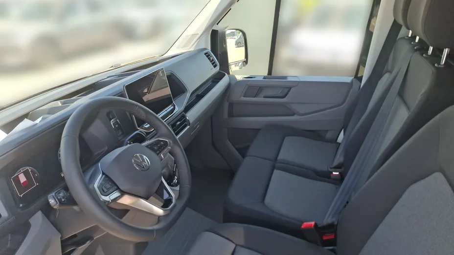 VOLKSWAGEN Crafter Crafter 35 BiTDI 4Motion (9,3m3) aut Nowy