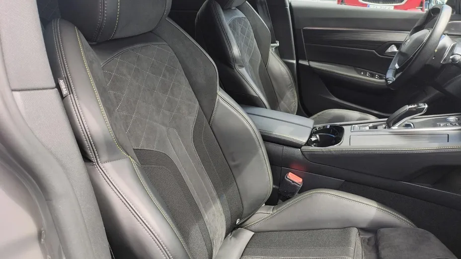 PEUGEOT 508 508 1.6 PureTech HYbrid4 Peugeot Sport Engineered EAT8