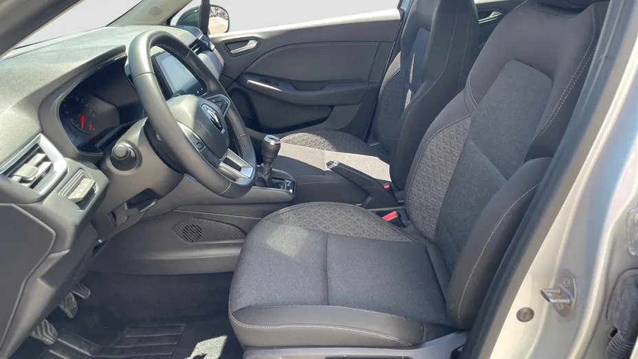 RENAULT Clio -