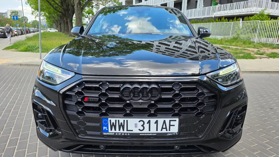 AUDI SQ5 -