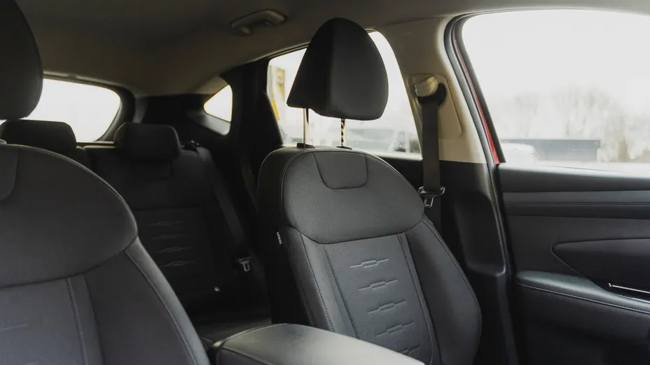 HYUNDAI Tucson Tucson 1.6 T-GDi HEV Modern 2WD aut