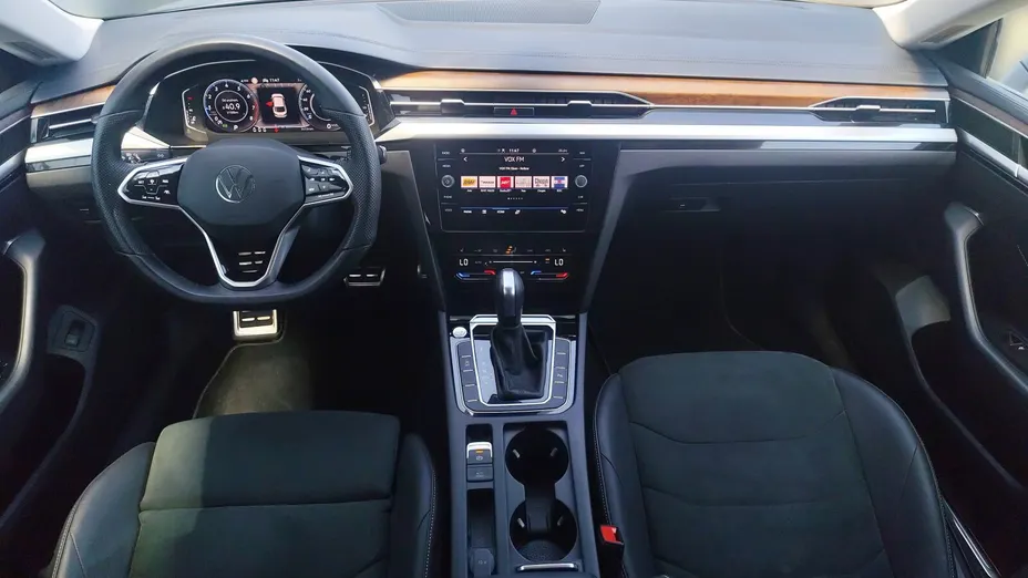 VOLKSWAGEN Arteon Arteon 2.0 TSI Elegance DSG