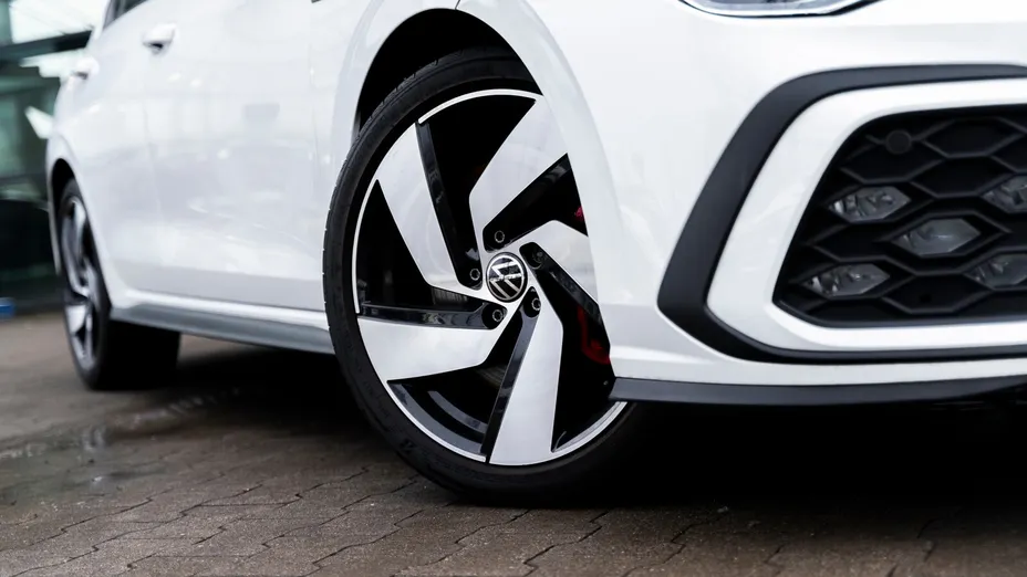 VOLKSWAGEN Golf Golf VIII 2.0 TSI GTI DSG