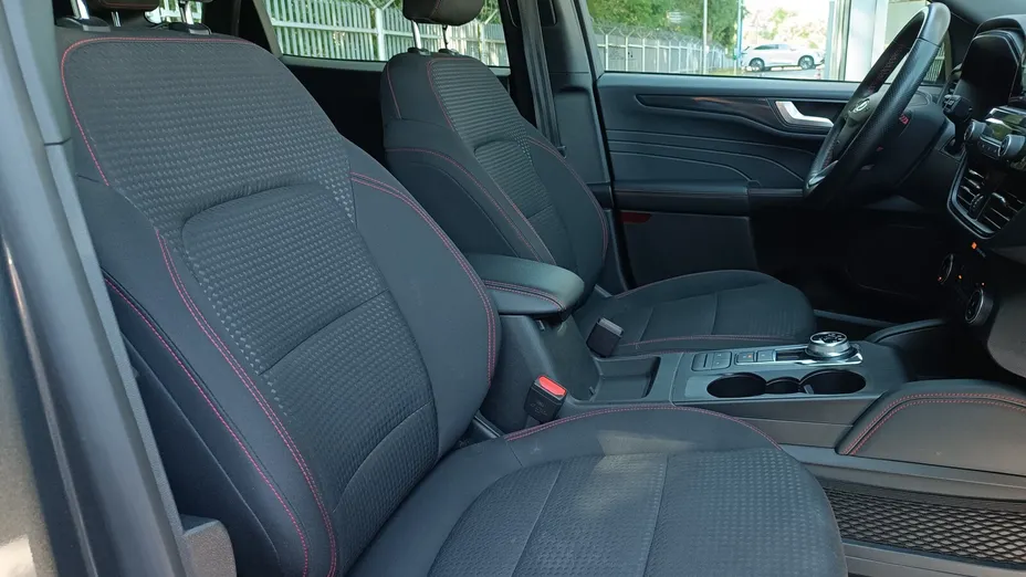FORD Kuga Kuga 2.5 FHEV FWD ST-Line