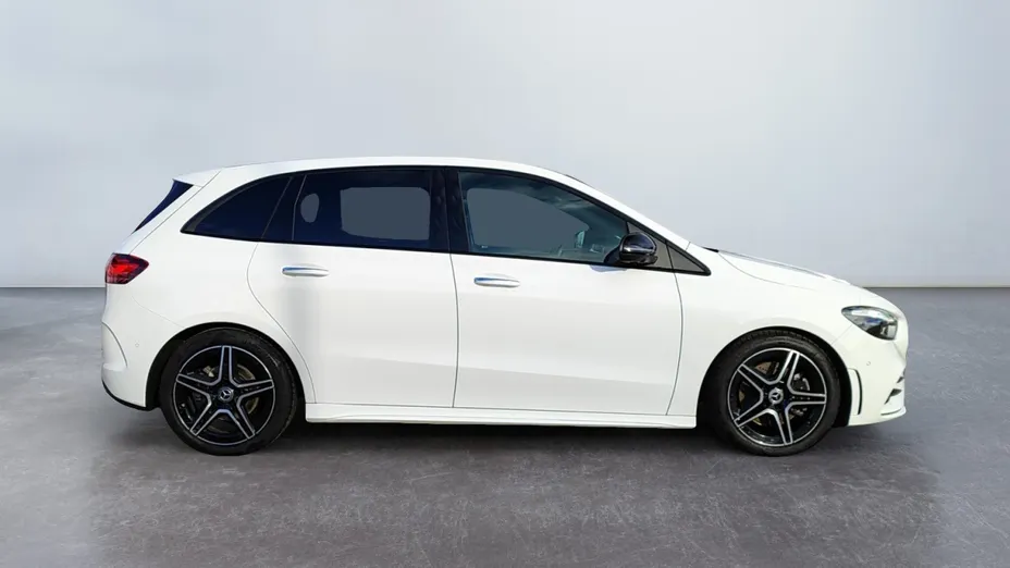 MERCEDES-BENZ B Klasa B 220 4-Matic mHEV AMG Line 8G-DCT
