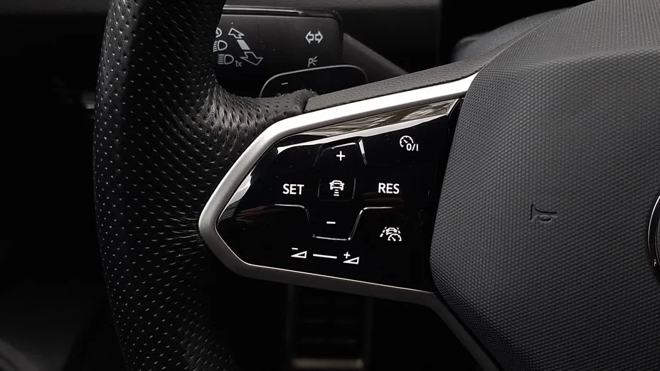 VOLKSWAGEN Arteon Arteon 2.0 TDI R-Line DSG