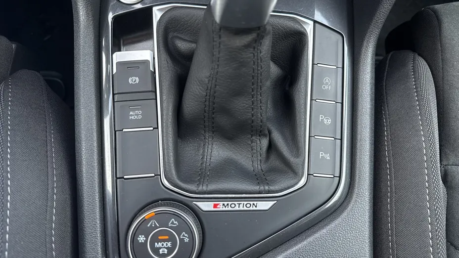 VOLKSWAGEN Tiguan Allspace -