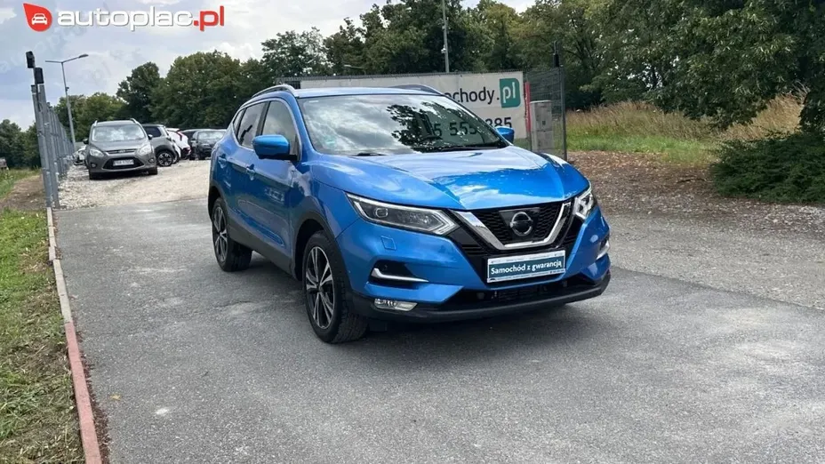 NISSAN Qashqai -