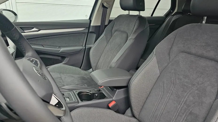 VOLKSWAGEN Golf Golf VIII 1.5 TSI Life Plus Nowy