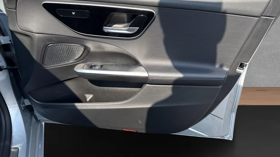 MERCEDES-BENZ C Klasa C 220 d mHEV Avantgarde